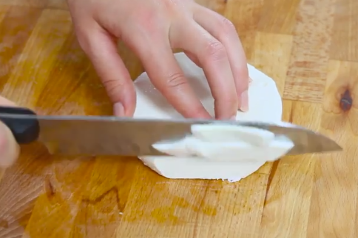 tagliare formaggio primo sale