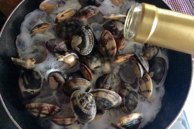 Fregola con arselle: la ricetta originale della specialità ...