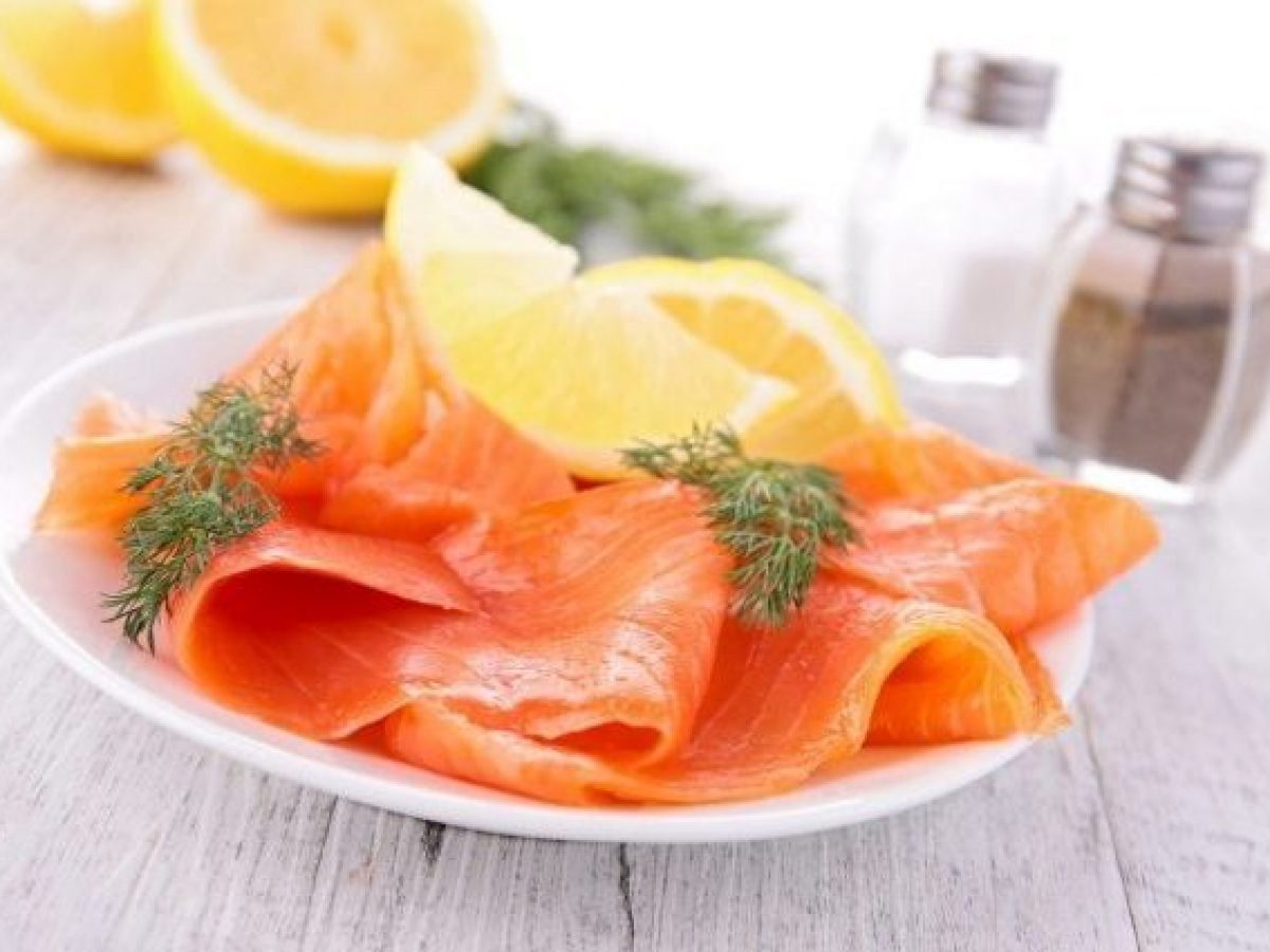 Antipasti con salmone fresco e affumicato idee e ricette per l'estate