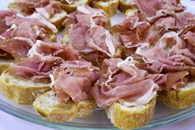 San Daniele Dop: storia, caratteristiche e abbinamenti in cucina