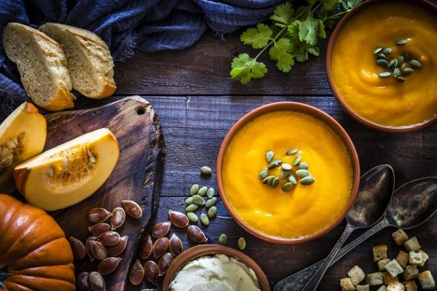 Zuppe: 15 ricette per combattere il freddo