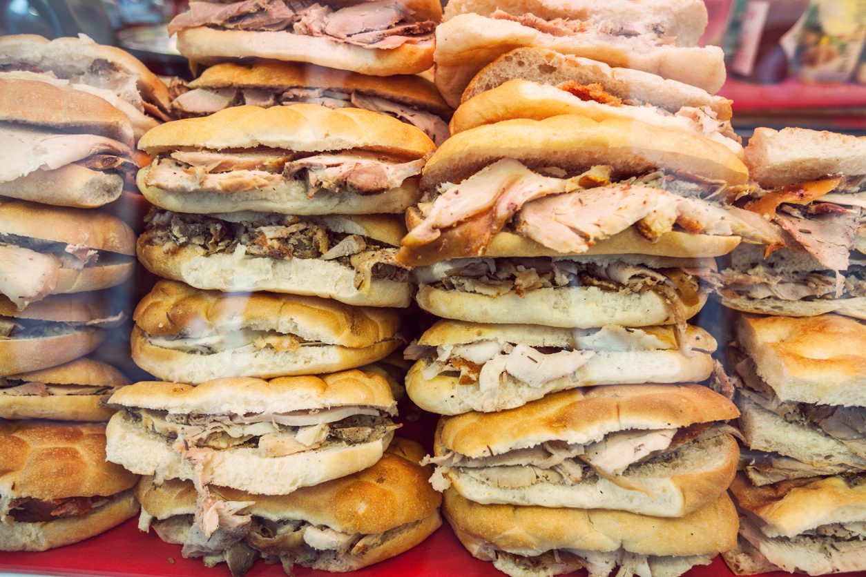 cucina romana, i piatti tipici: la porchetta