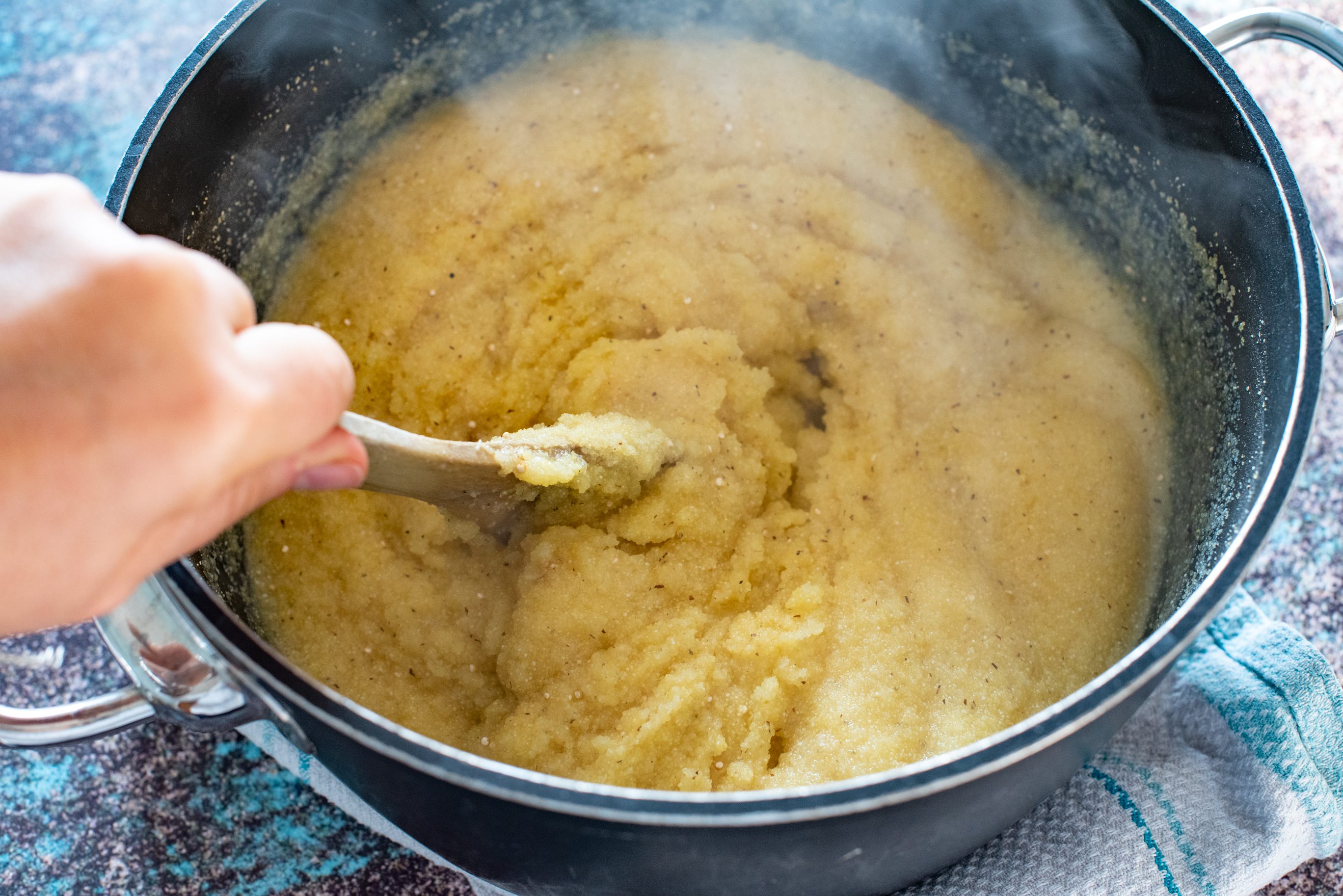 Crostoni di polenta e porcini con taleggio