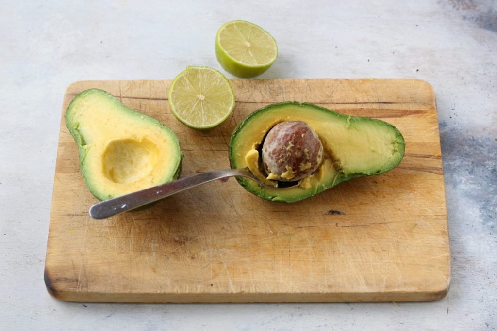 Come pulire l'avocado