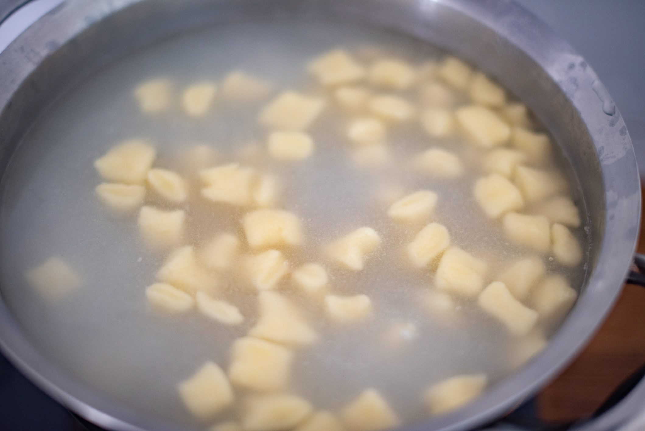 Chicche di patate al pomodoro: la ricetta del primo semplice e sfizioso