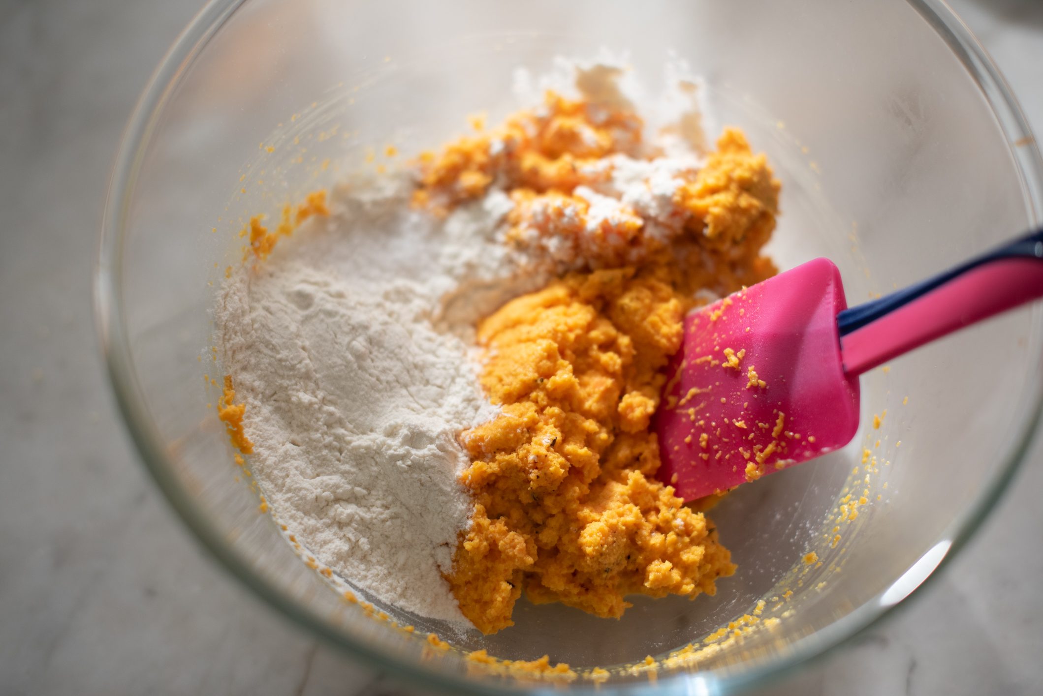 Sformato di carote con salsa al prezzemolo