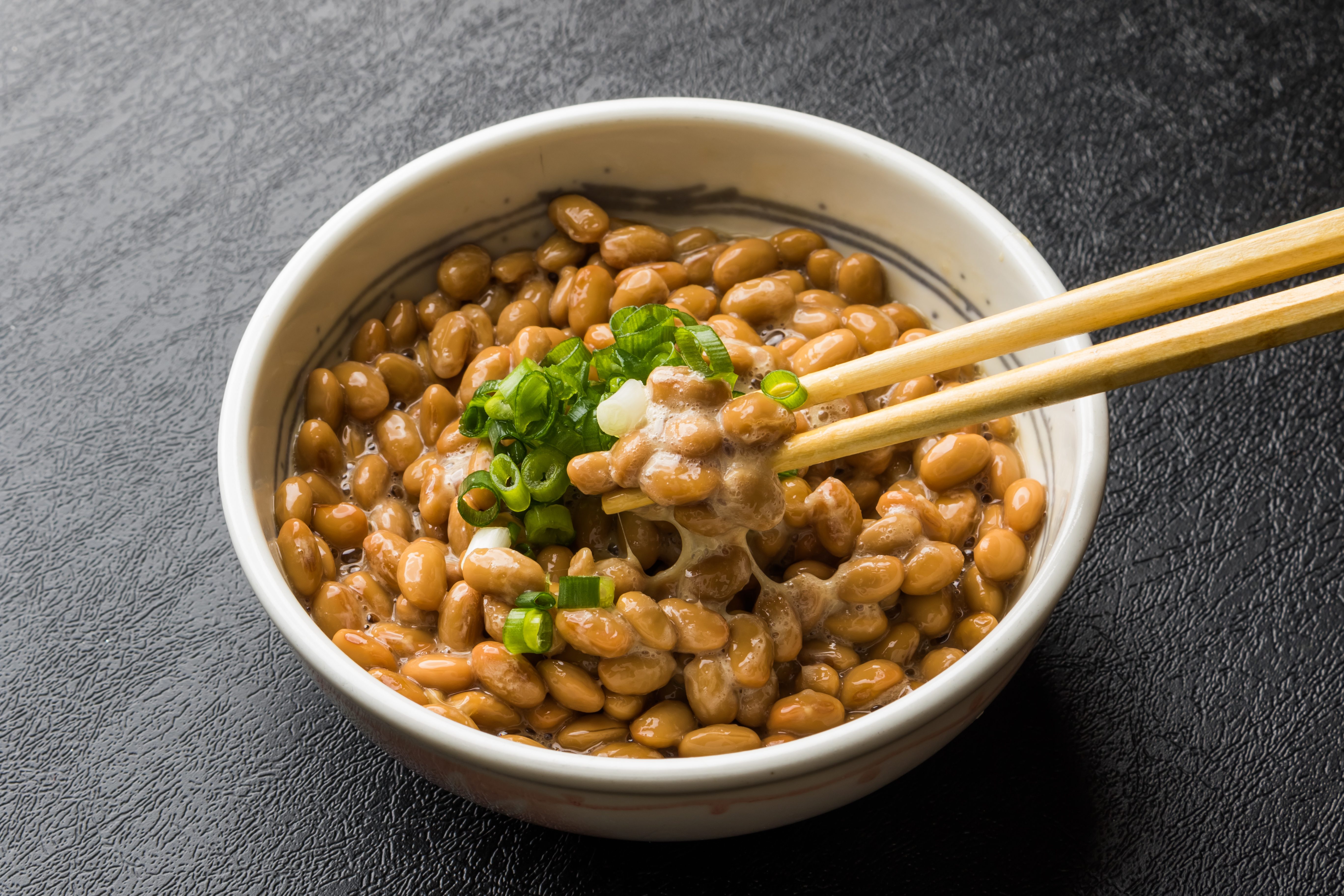 8 alimenti fermentati che migliorano la digestione