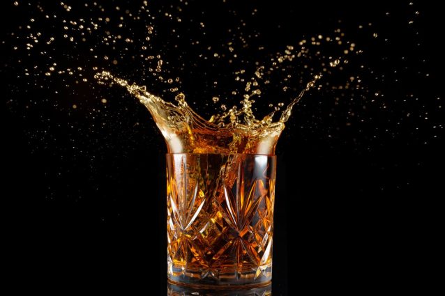 Tutto sul Rum: storia, produzione, tipologie e i migliori in commercio