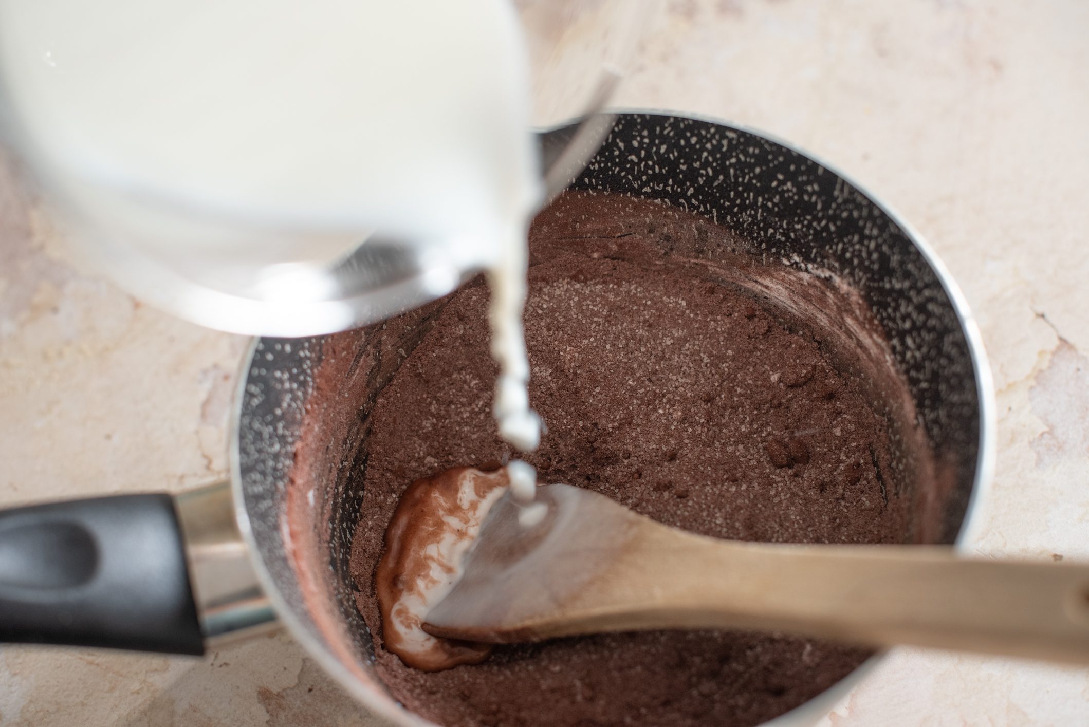 Torta mimosa al cioccolato