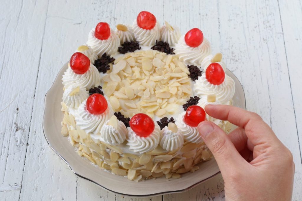 Decorazione Torta Fedora