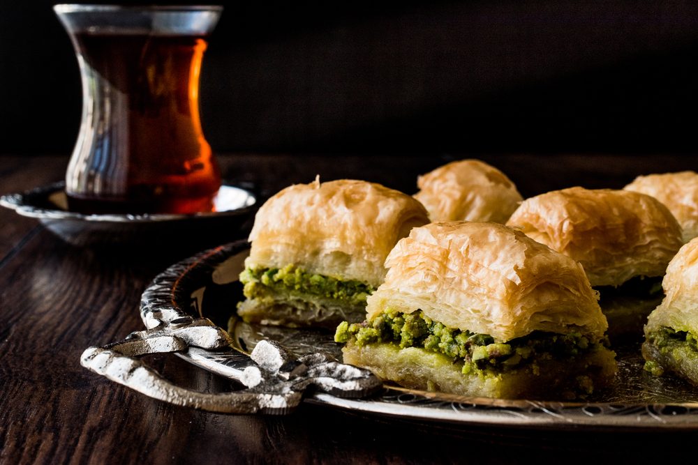 La storia della Baklava: la dolce specialità mediorientale contesa tra Grecia e Turchia