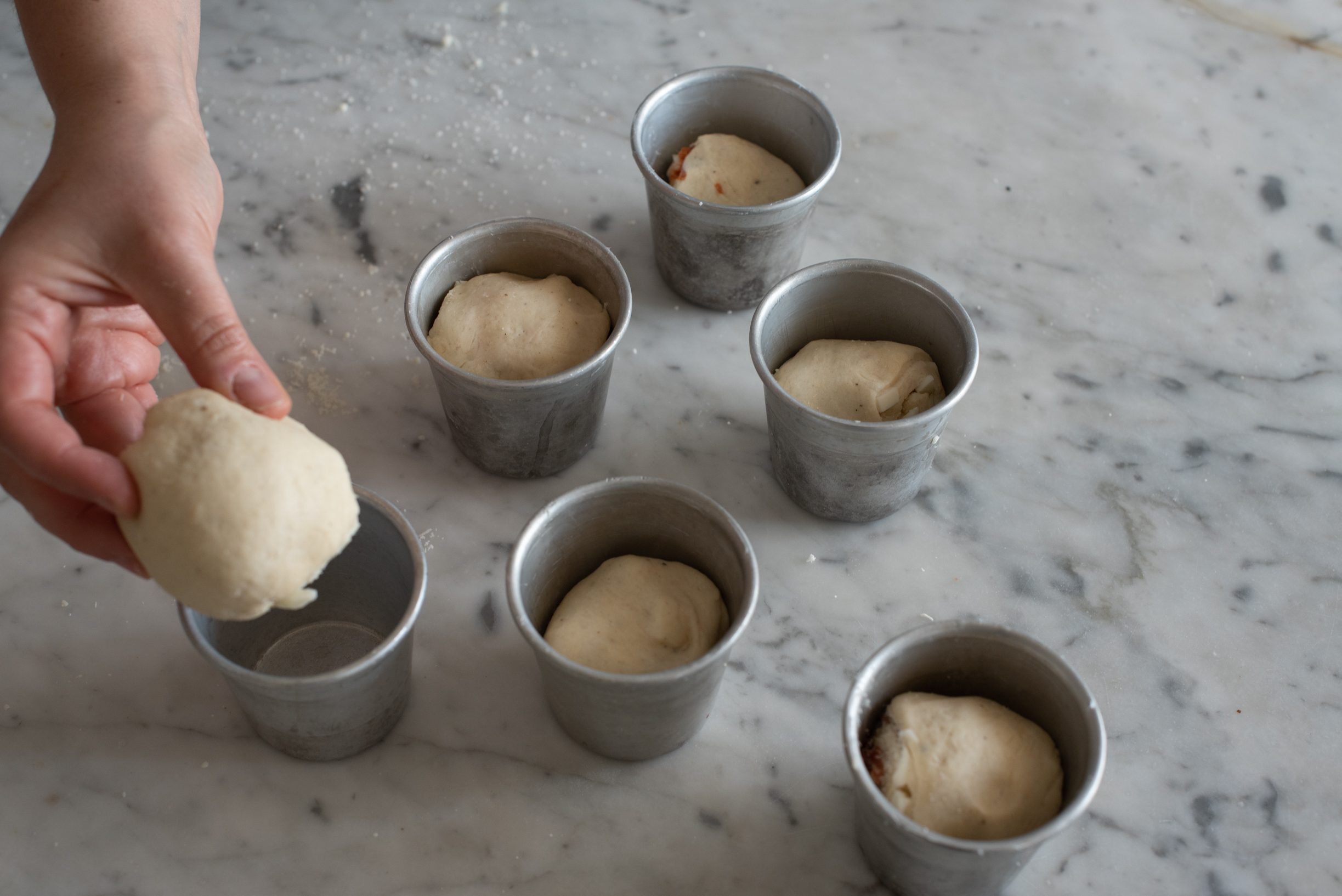Mini casatielli: la ricetta napoletana versione mignon
