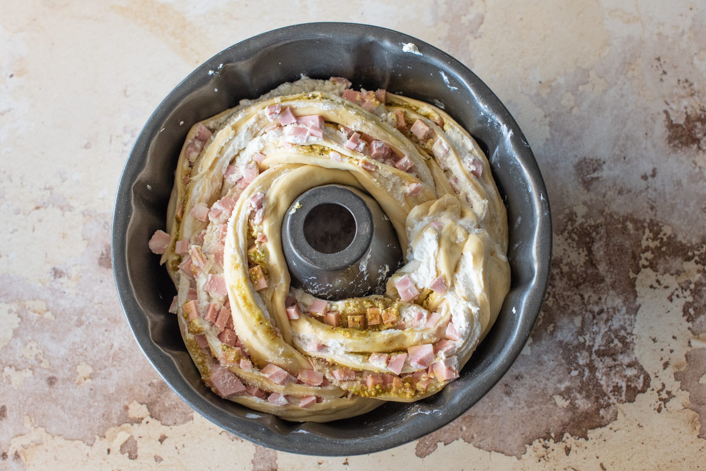 ciambella ricotta e mortadella