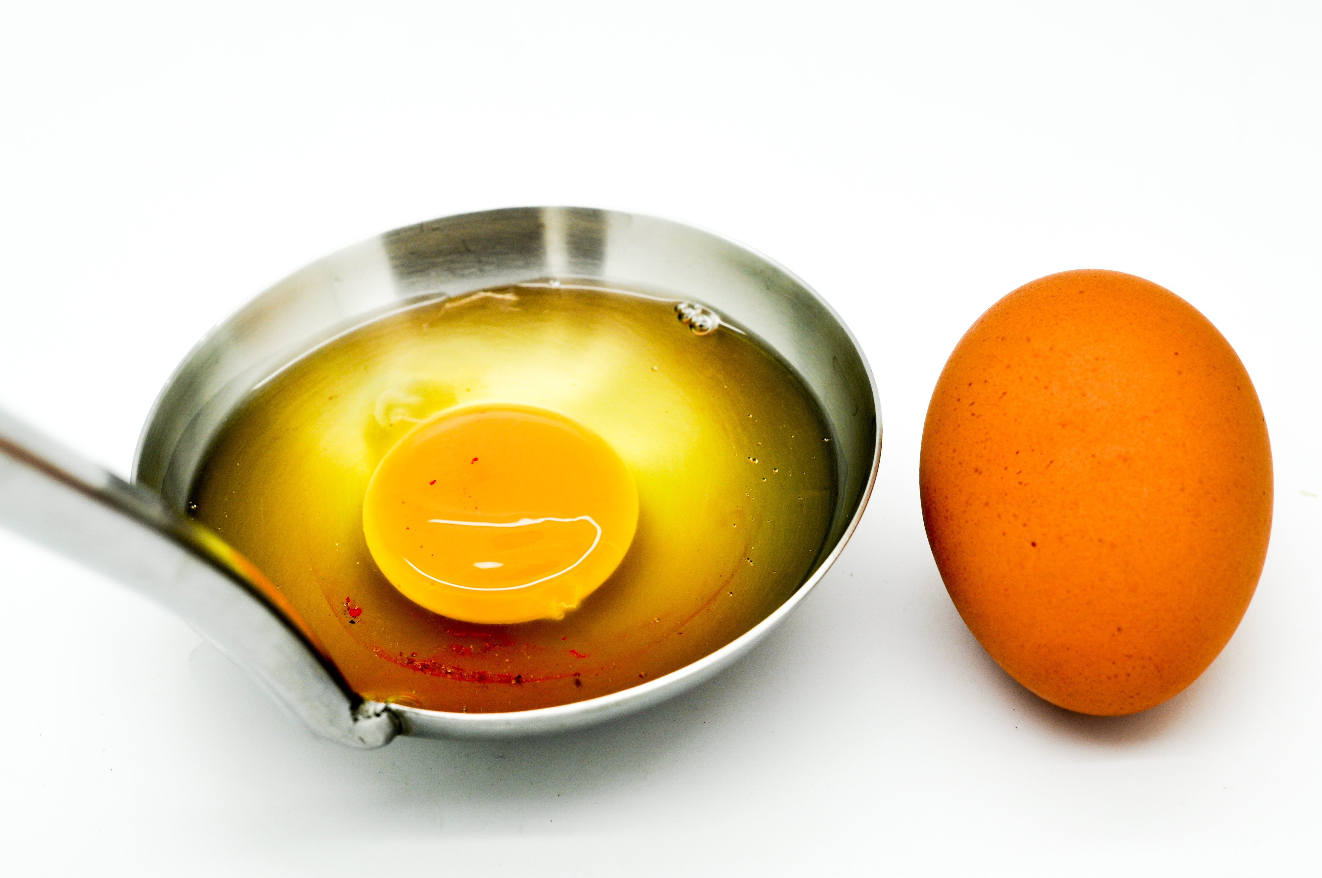https://www.cookist.com/six-common-egg-myths-that-many-argue-are-factual-and-why-they-arent/