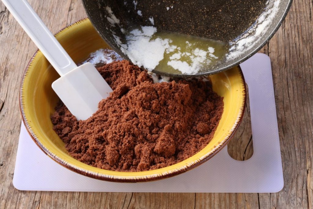 Base di burro e biscotti