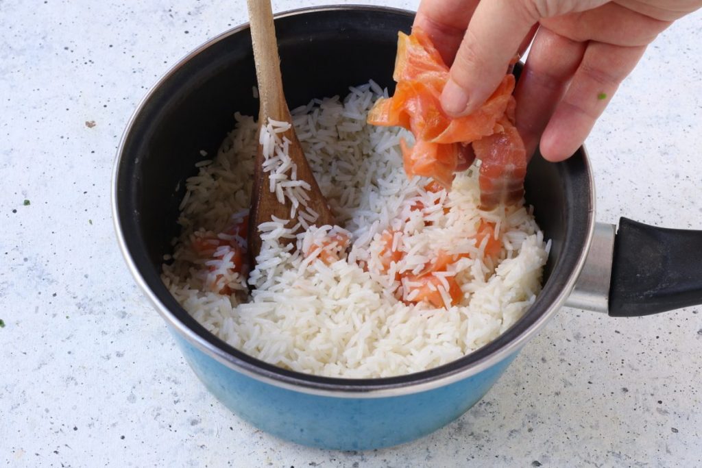 aggiungere il salmone affumicato