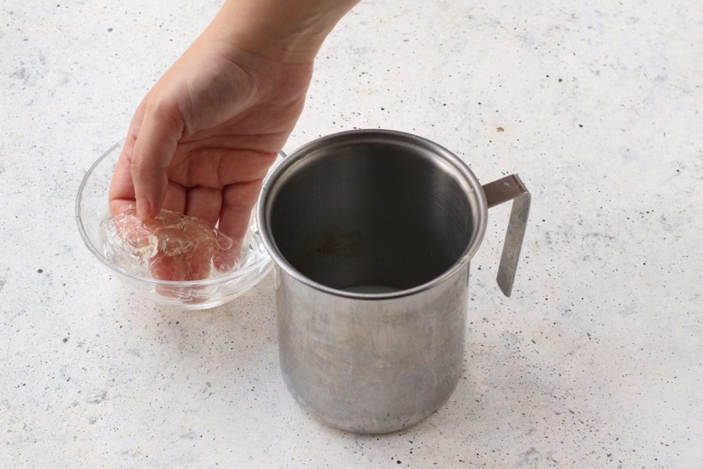 sciogliere la gelatina