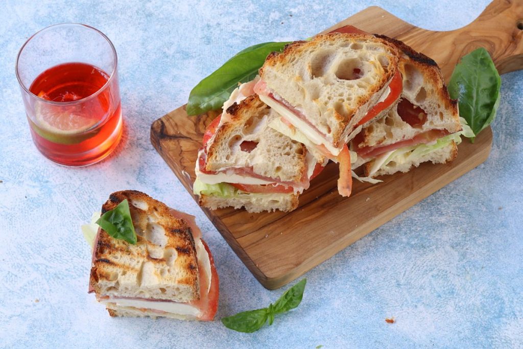 tagliare i panini