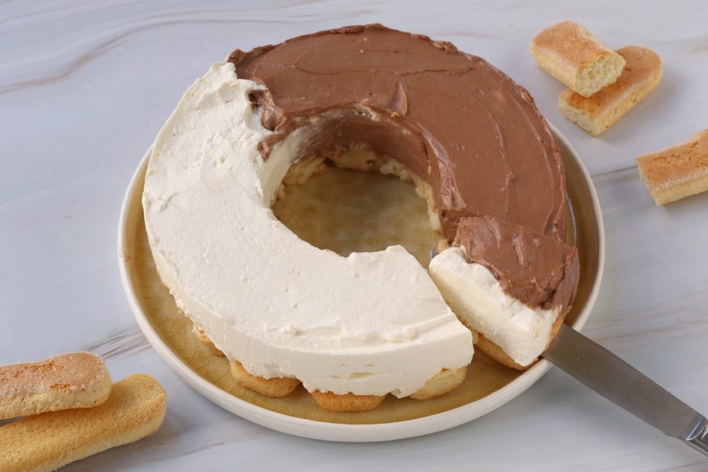 Servire la torta fredda