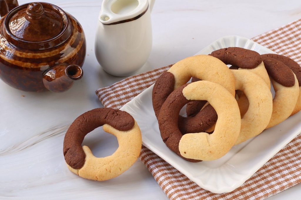 biscotti abbraccio