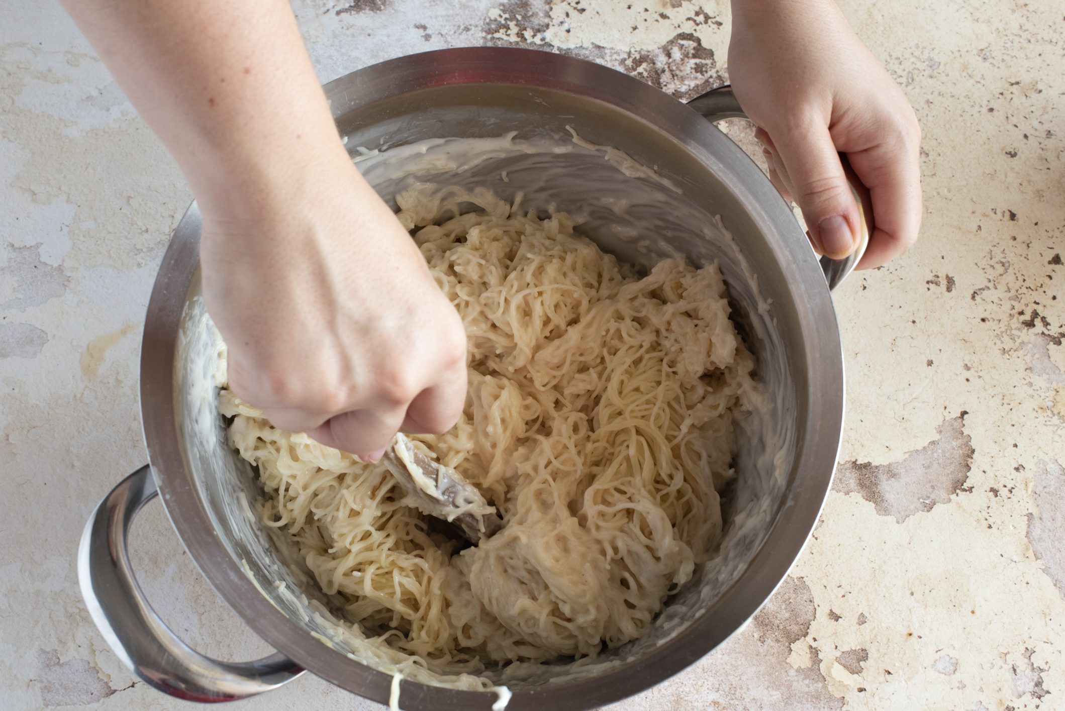 Capellini gratinati la ricetta del primo piatto ricco e dalla doratura