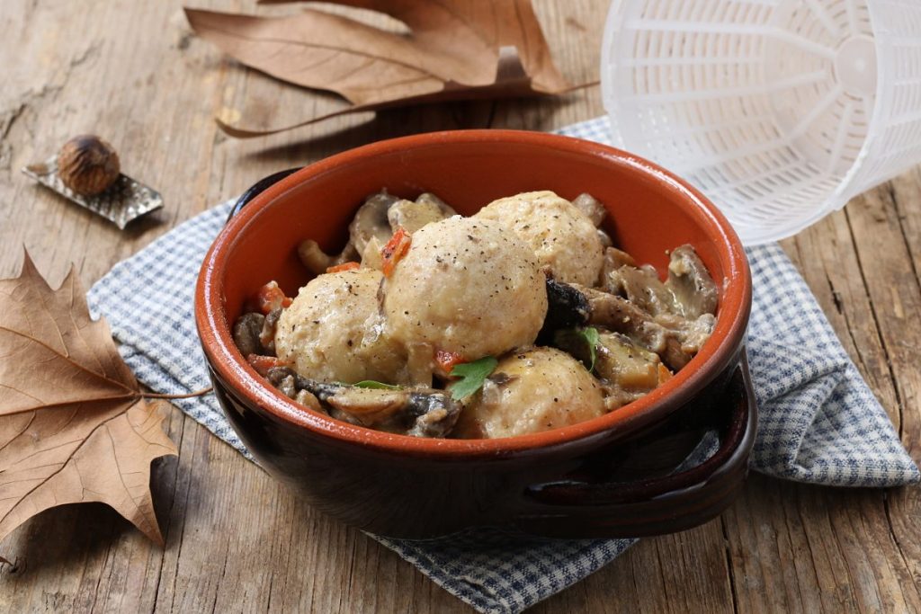 servire le polpette di ricotta