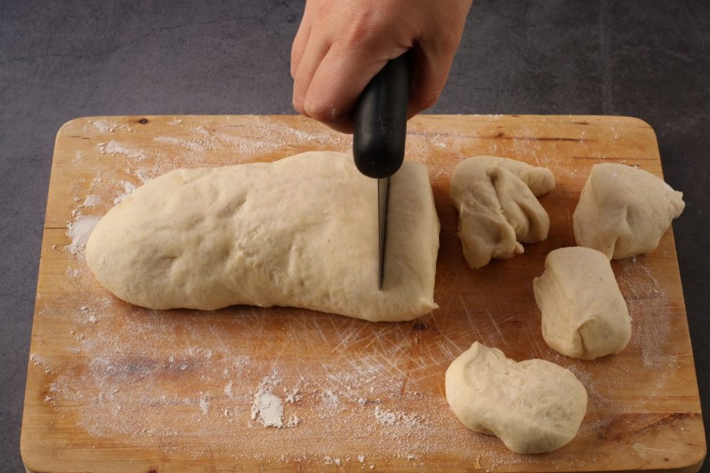 tagliare l'impasto