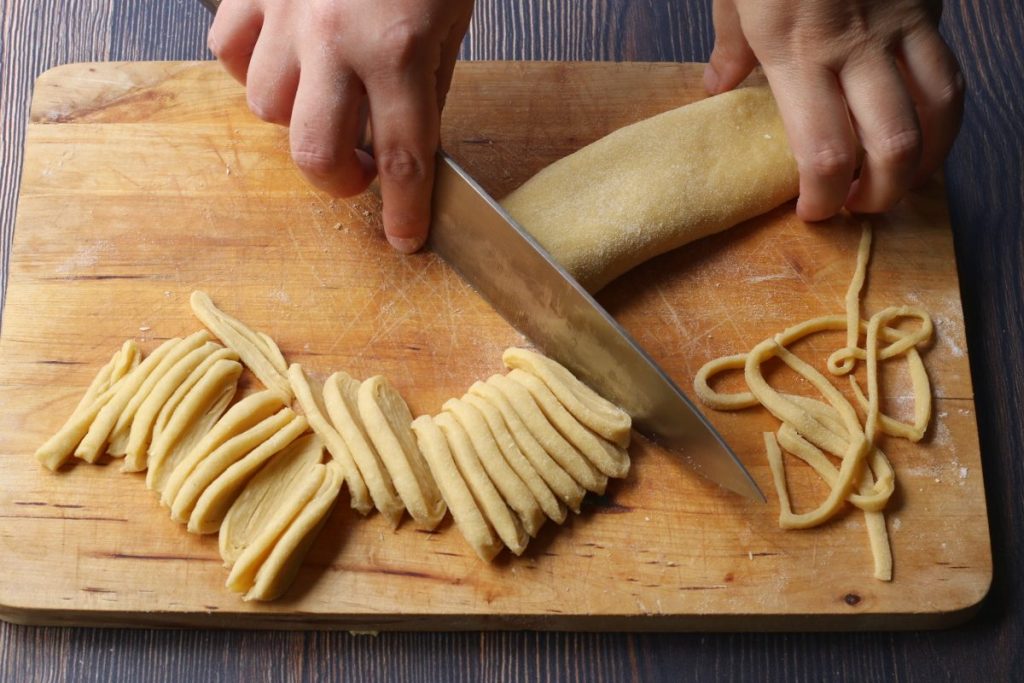 tagliare la tagliatelle