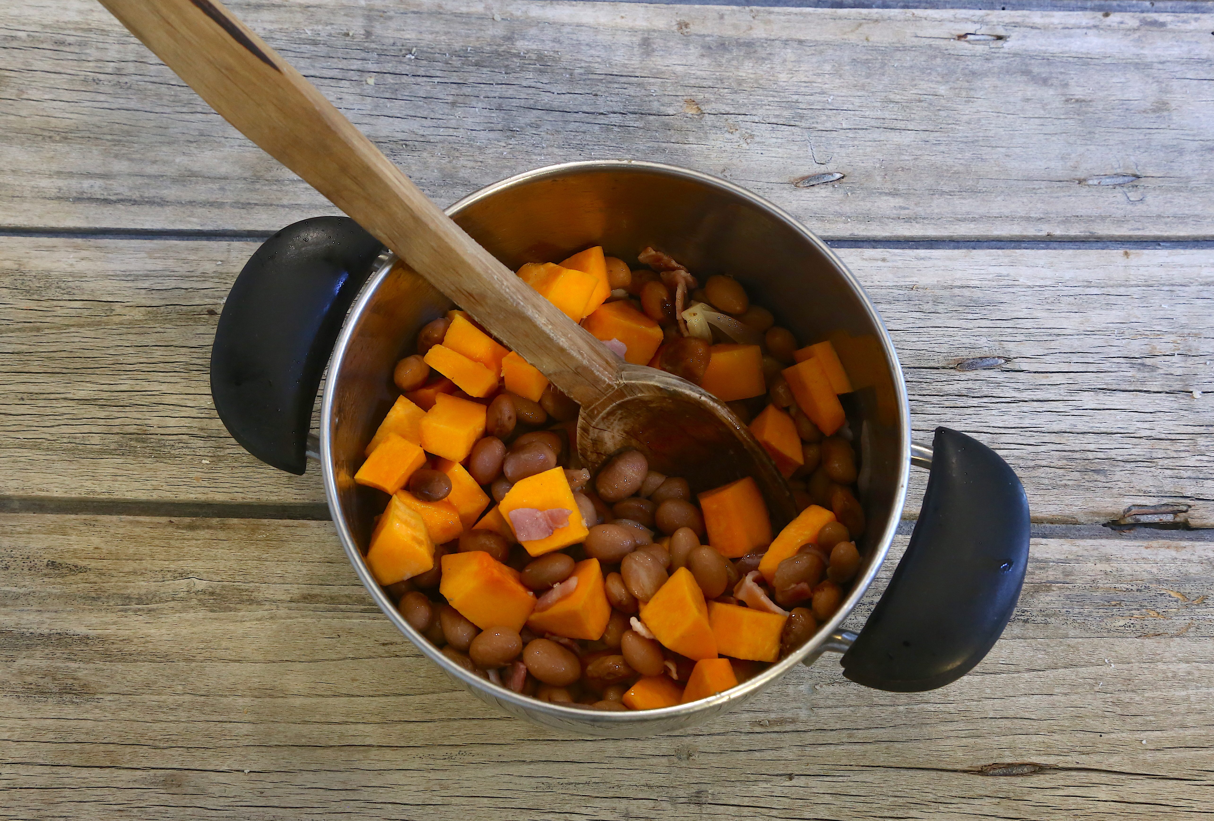 zuppa di zucca e fagioli