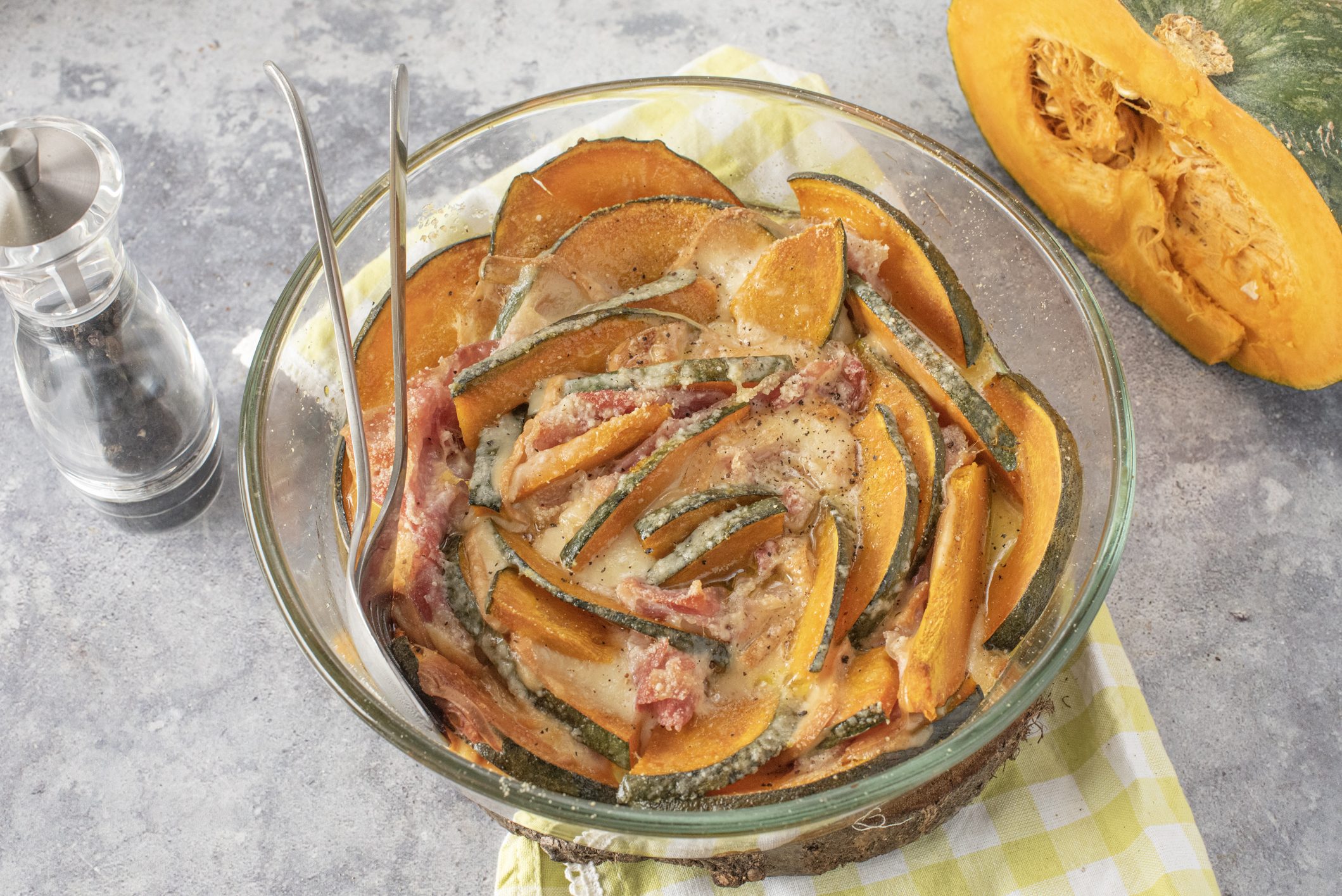 zucca gratinata con pancetta e scamorza