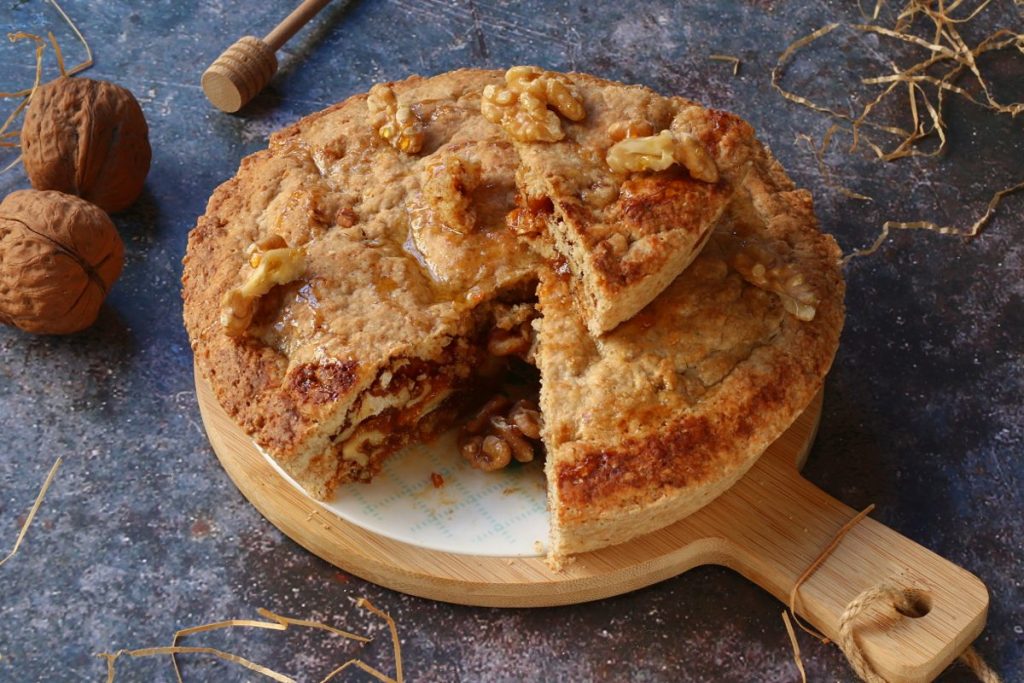 Crostata di noci e miele