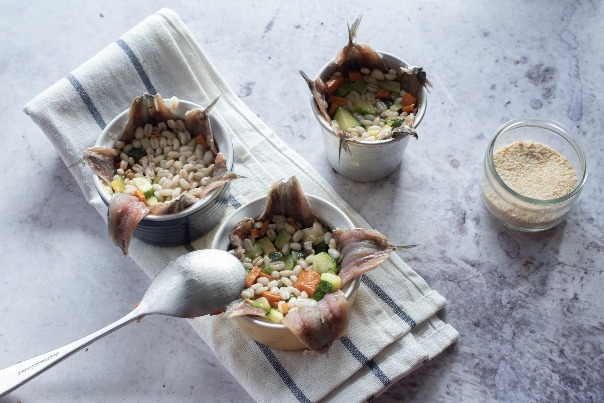 Tortini di orzo e sarde