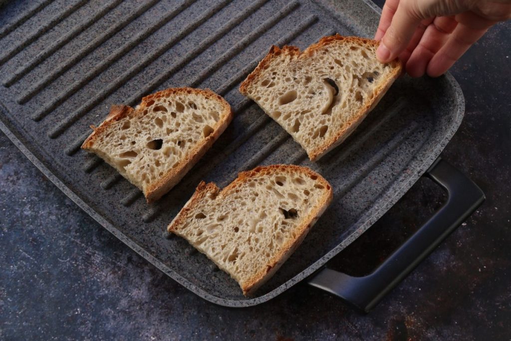 bruscare il pane