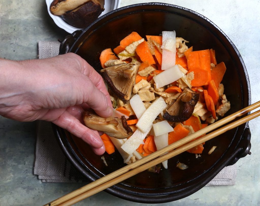 6__pollo e bambu_funghi © Gooduria lab