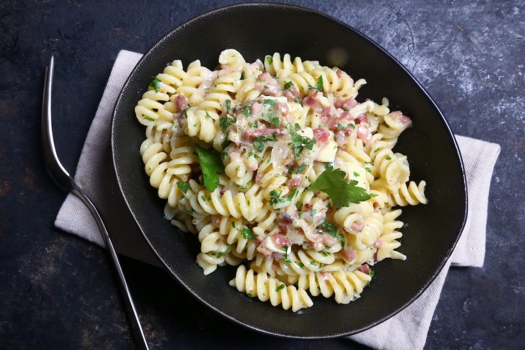 6_fusilli speck e Brie serviti_fusilli speck e Brie©Gooduria lab