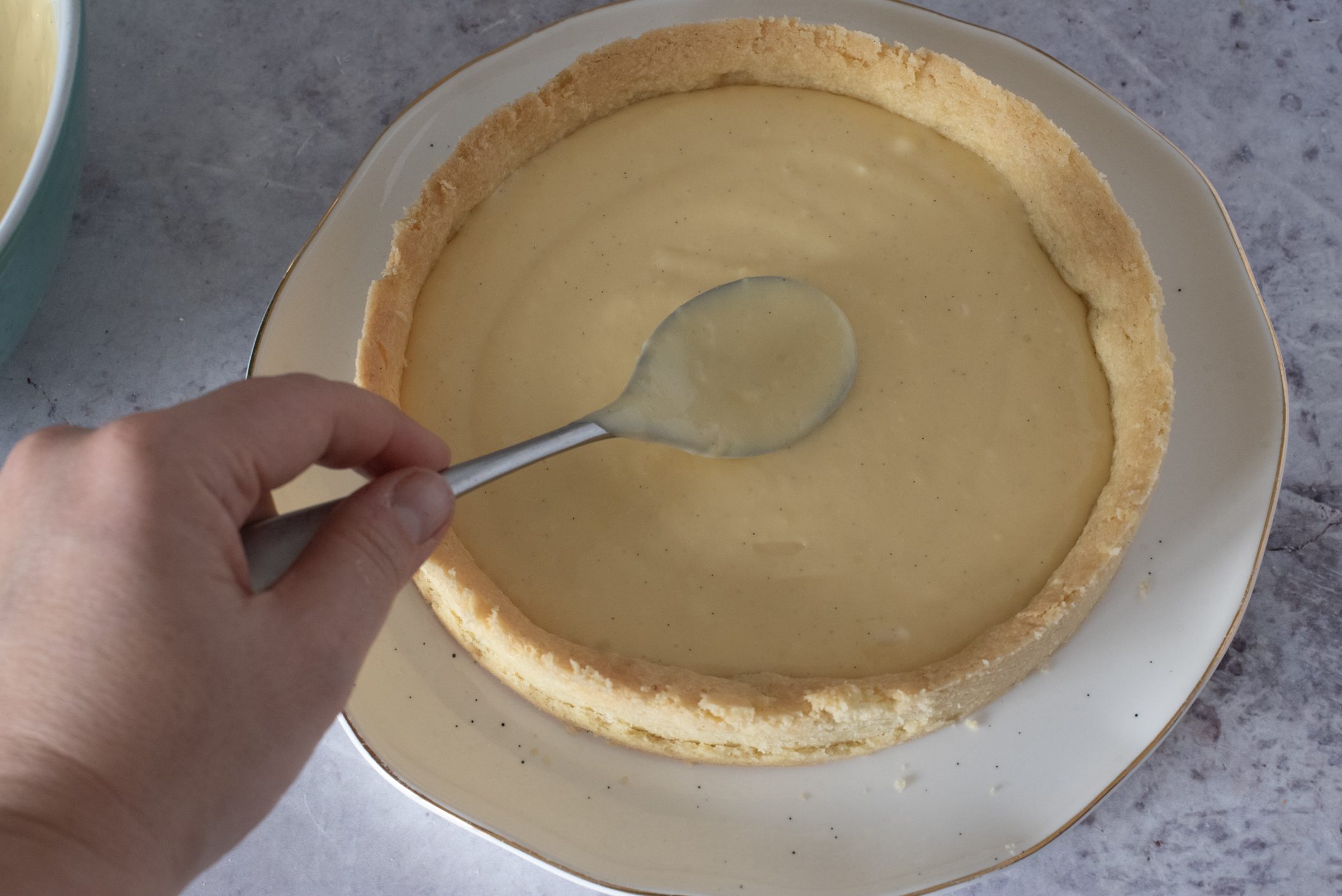 crostata lamponi e cioccolato bianco