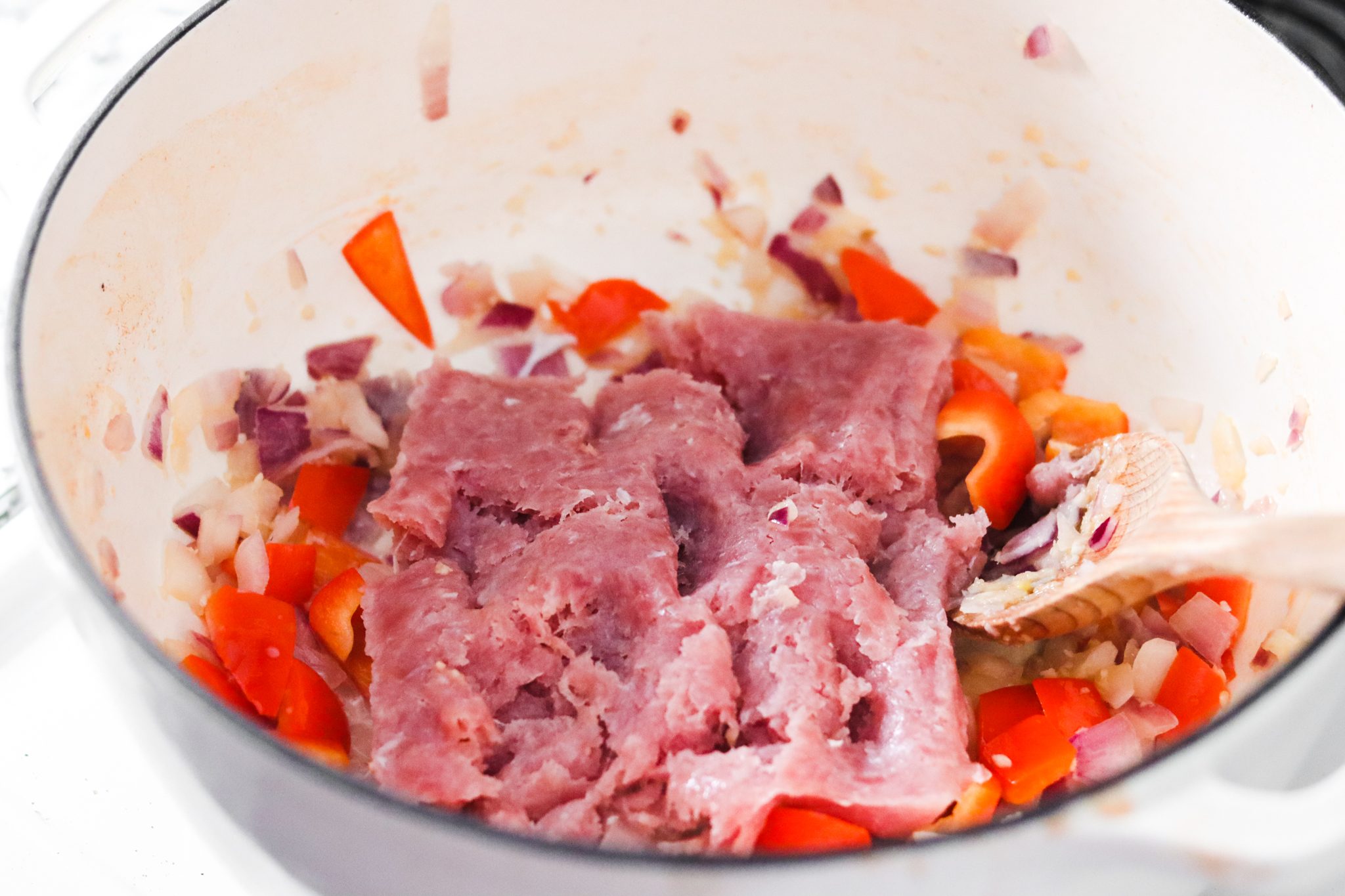 Chili di tacchino: aggiungete la carne