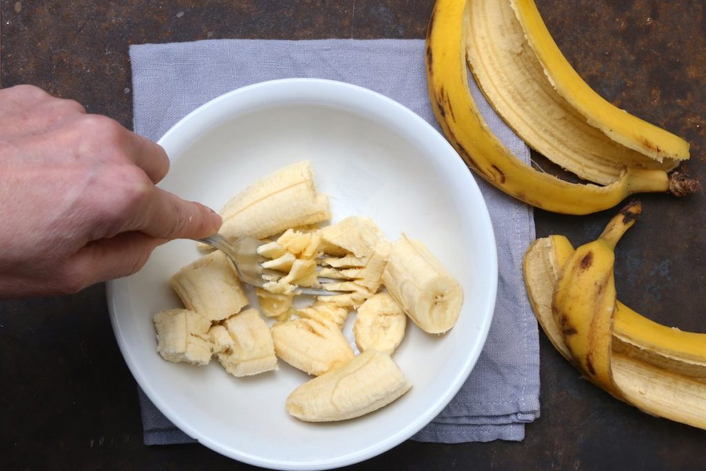 1_schiacciare le babane_biscotti alle banane©Gooduria lab copia