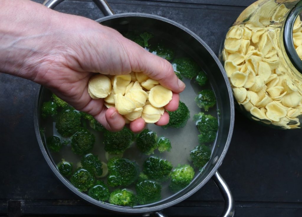 2_lessate pasta e broccoli_pasta broccoli e cozze©Gooduria lab