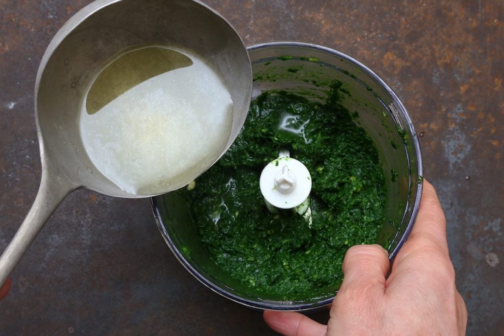 5_aggiungete acqua di cottura_pesto di cavolo nero©Gooduria lab.