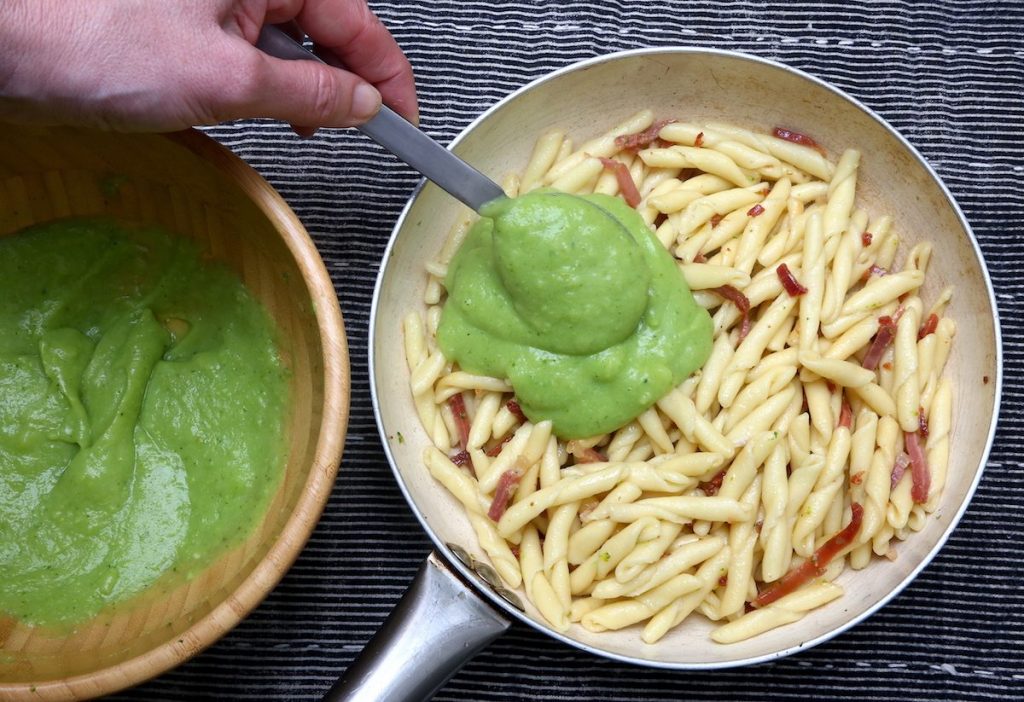 6_insaporite la pasta_pasta con crema di patate broccoli©Gooduria lab