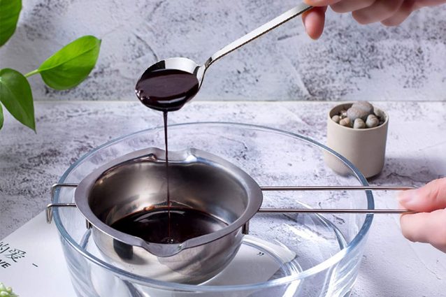 Pentolino per sciogliere il cioccolato a bagnomaria