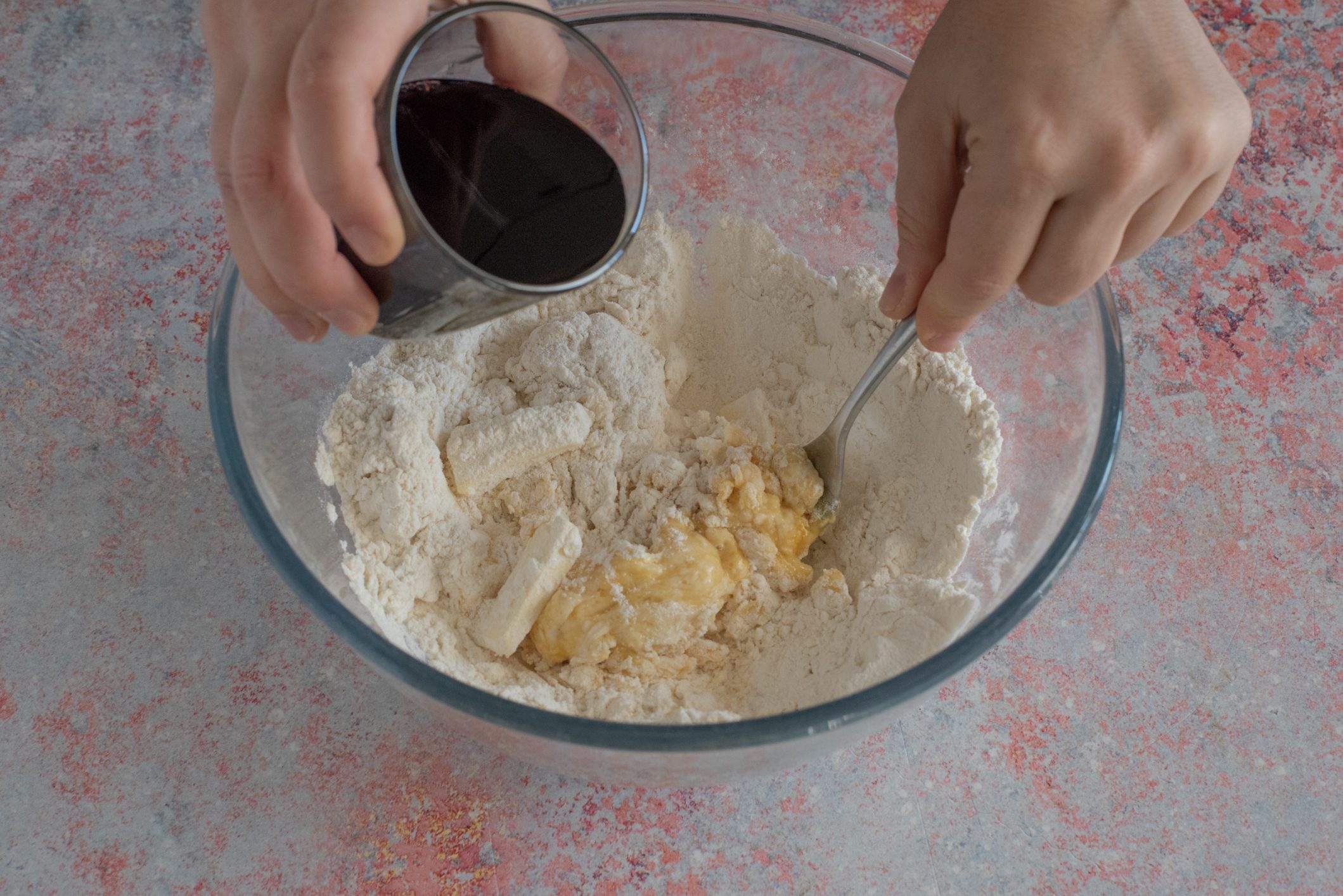 chiacchiere al vino rosso