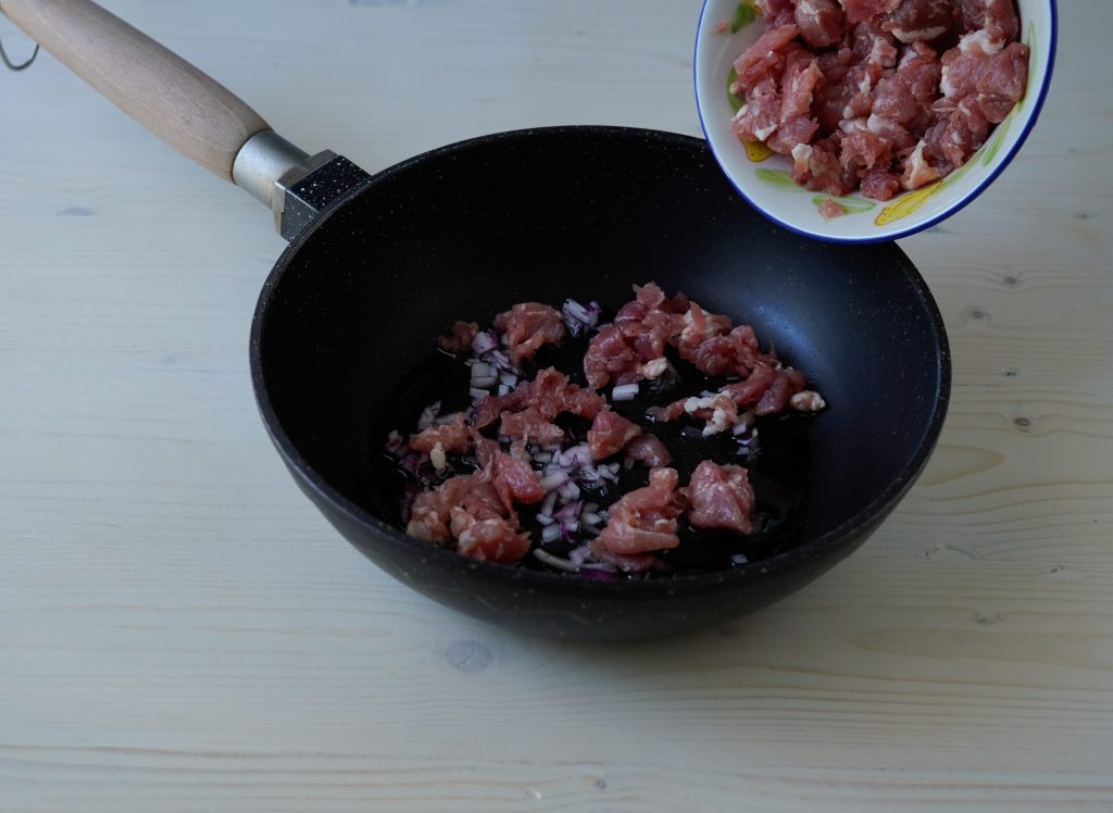 aggiungere salsiccia