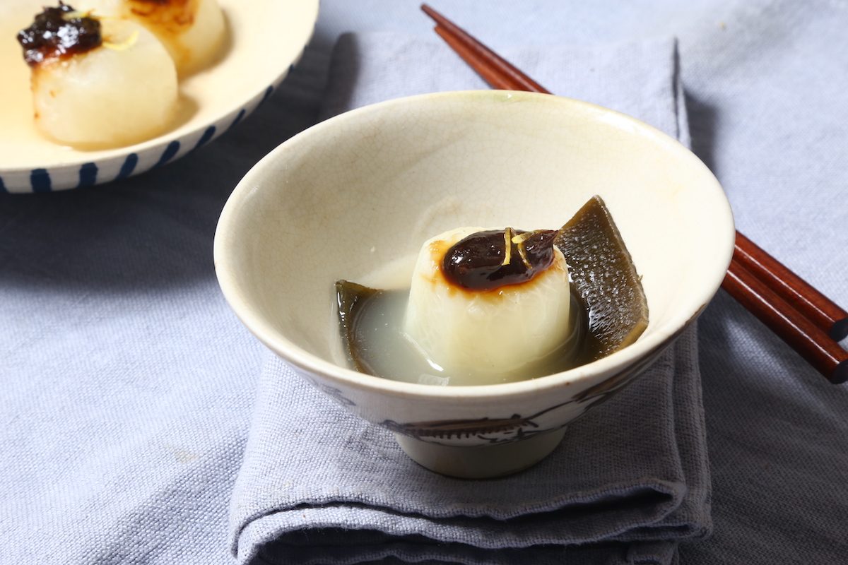 Furofuki daikon: la ricetta del daikon stufato con salsa al miso