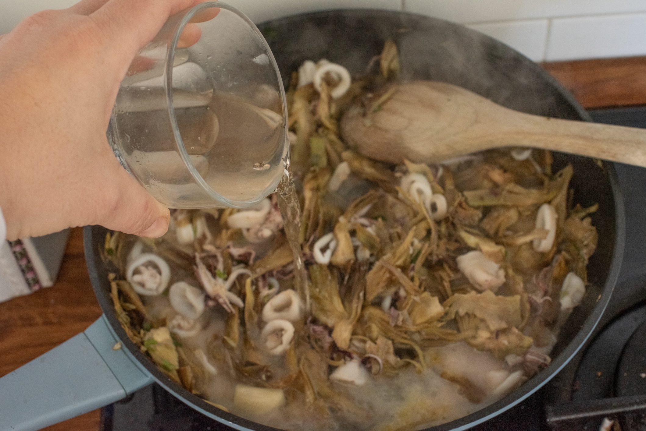 pasta calamari e carciofi