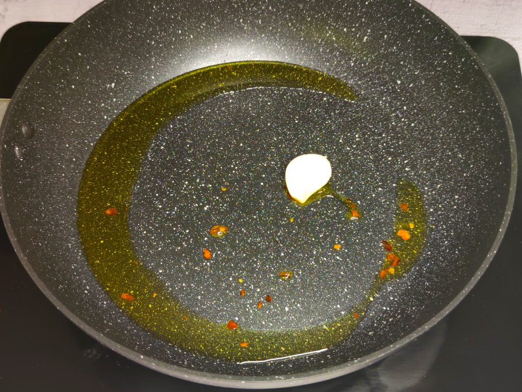 Scialatielli_bottarga_pomodorini_gialli_1