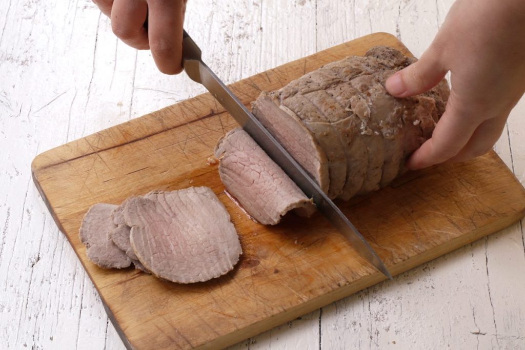 affettare l'arrosto