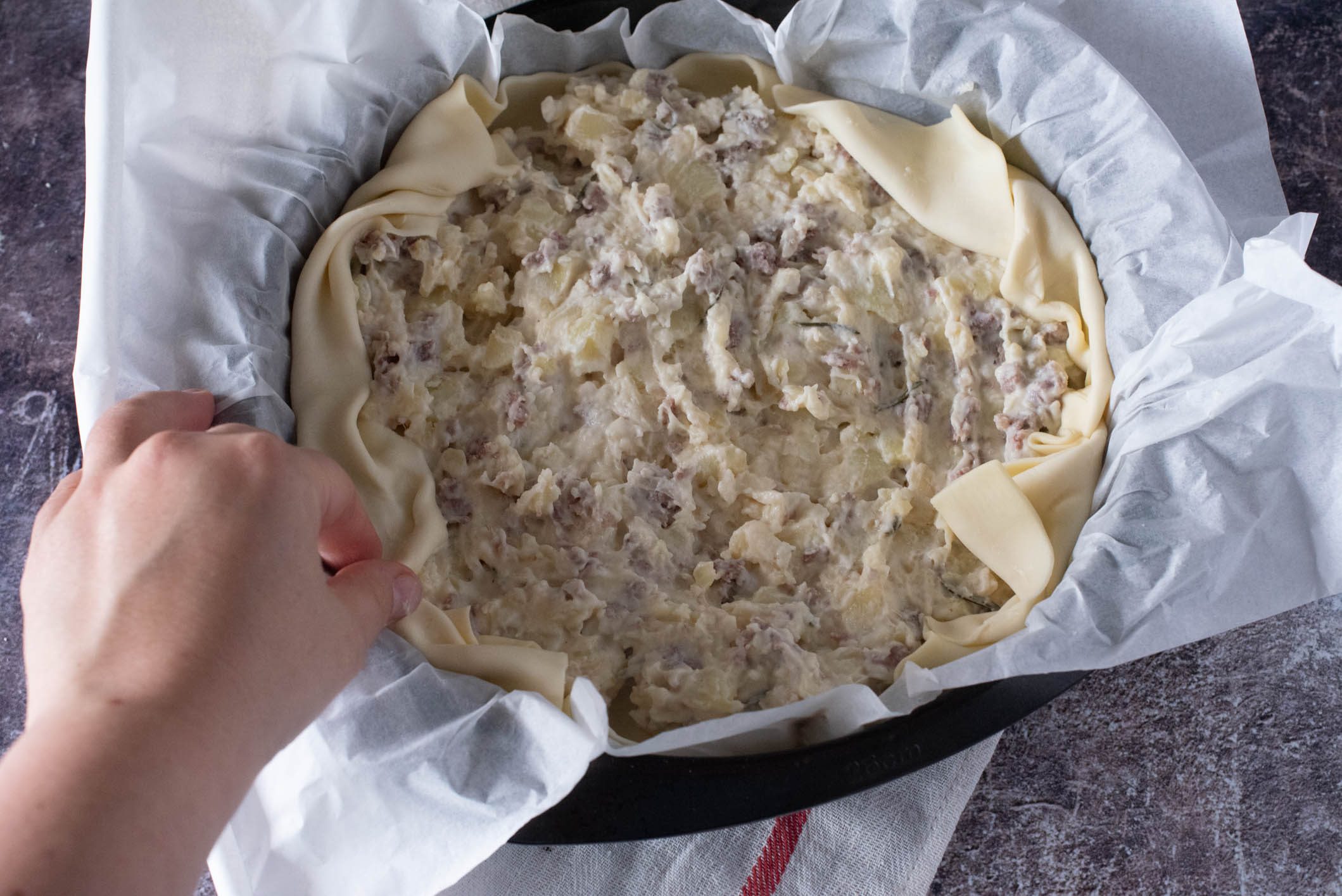 torta salata patate e salsiccia