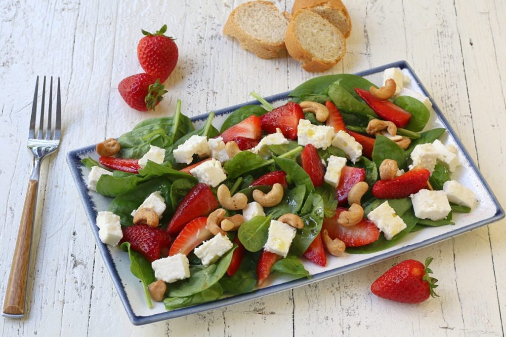 servire l'insalata